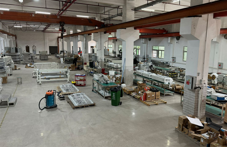 台罡科技涂布机车间环境1