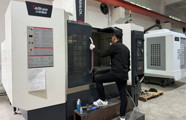 台罡科技涂布机-工匠精神1